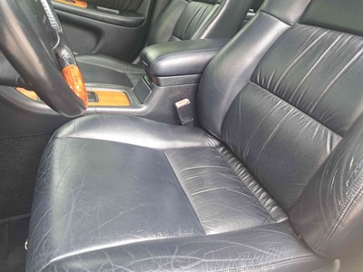 image 4 of interior