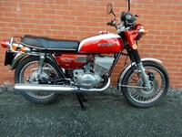 Suzuki GT250 247cc 1975 - NNP 921P