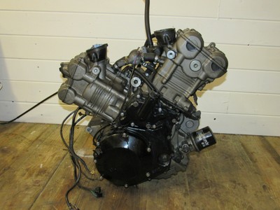 Suzuki tl1000s запчасти