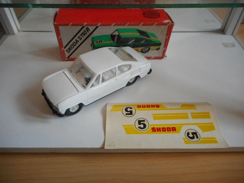 Veb Plasticart Skoda S 110 R En Blanc Dans Sa BoÃ®Te