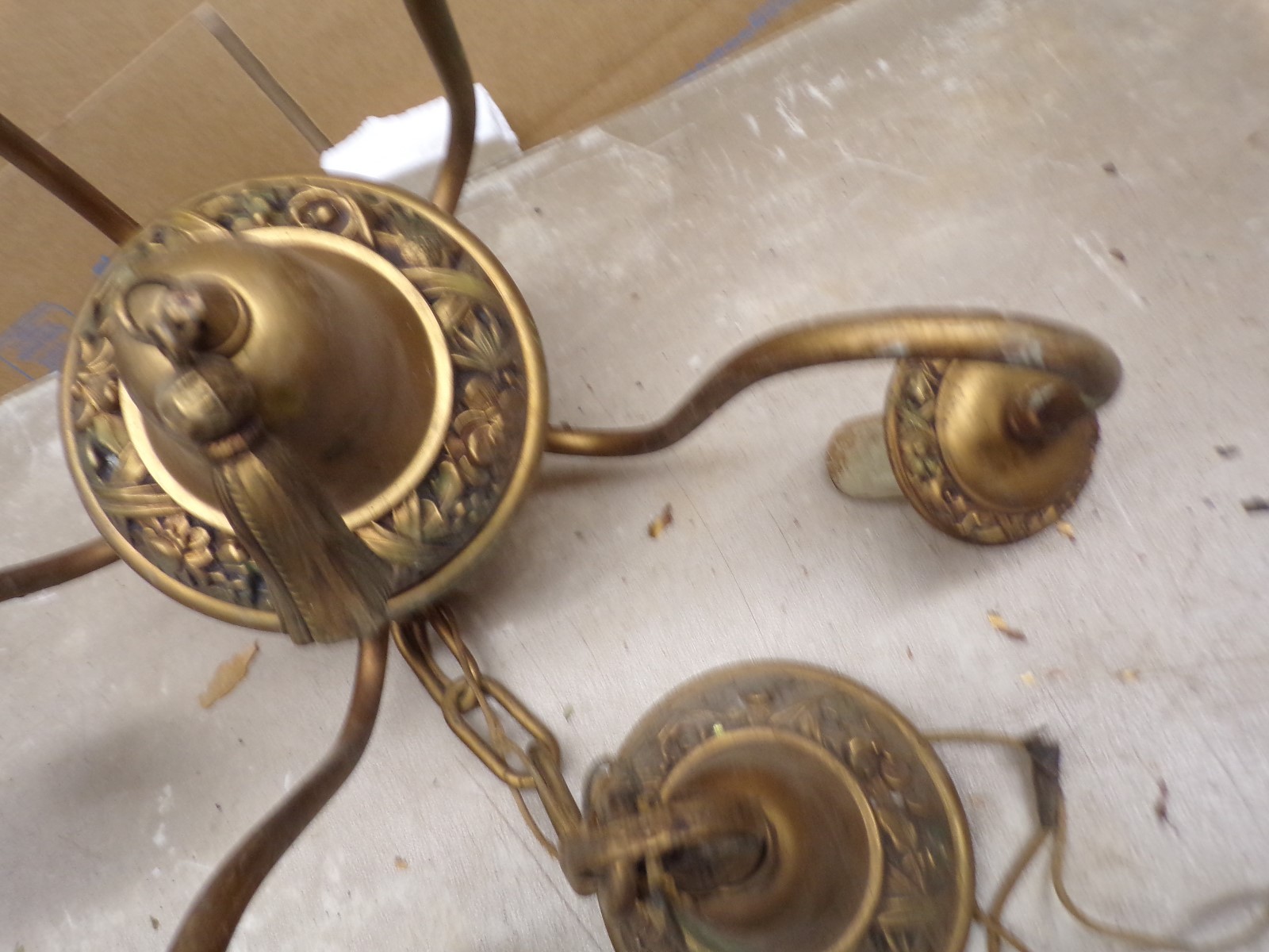 Old Fancy Solid Brass 5 Light Hanging Ceiling Light Fixture for restoration