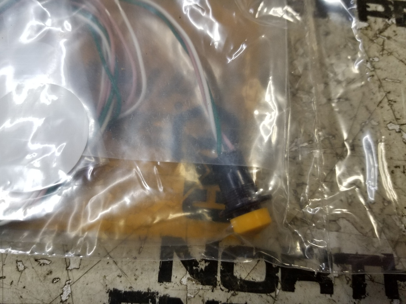 132-7450 CAT SWITCH ASSEMBLY 1327450 - Picture 4 of 5