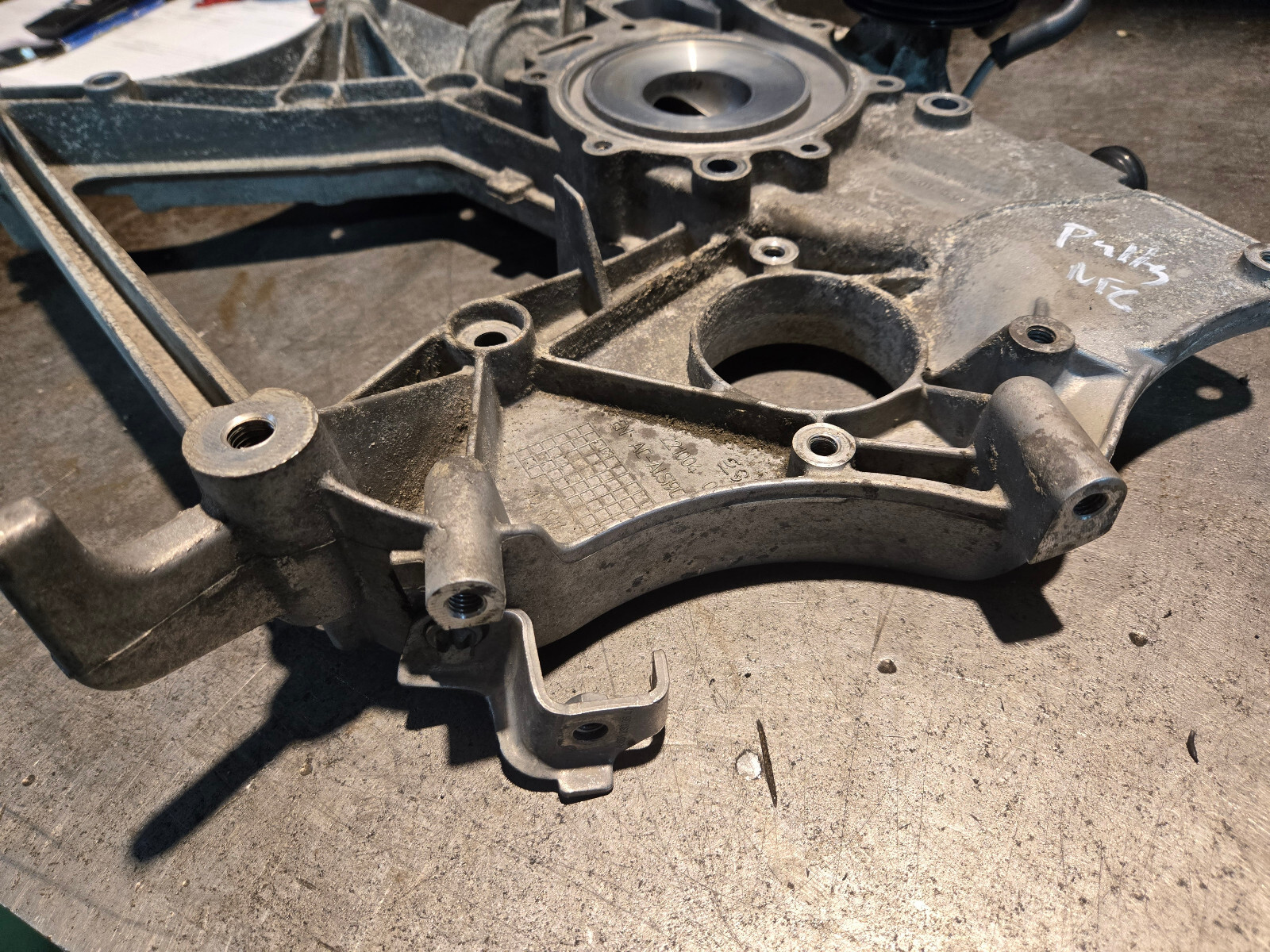 MERCEDES SPRINTER W906 2.1 DIESEL WATER PUMP BRACKET A6512011509 - Picture 6 of 12