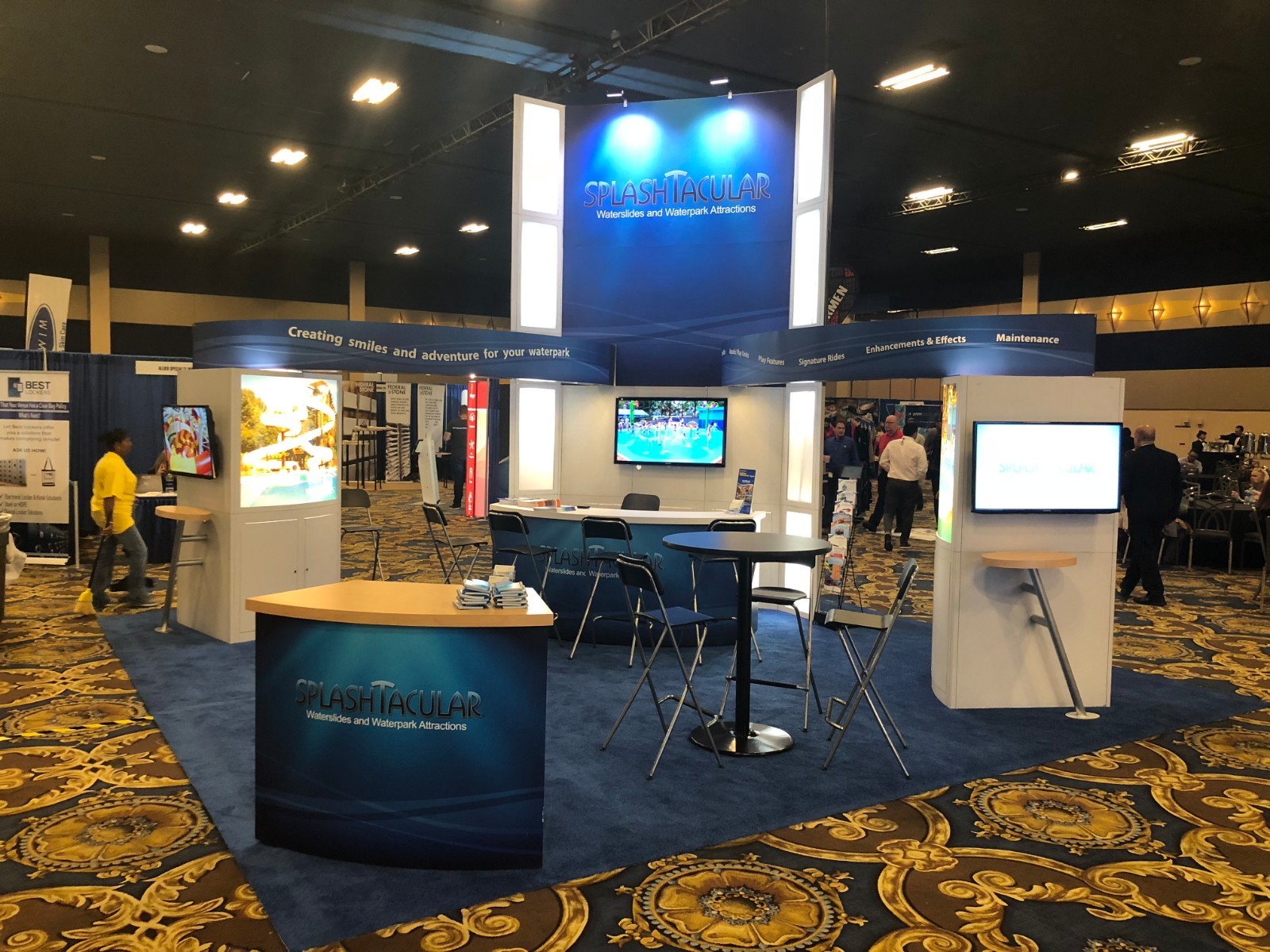 20 x 20 Apex 900 Commercial Tradeshow Booth