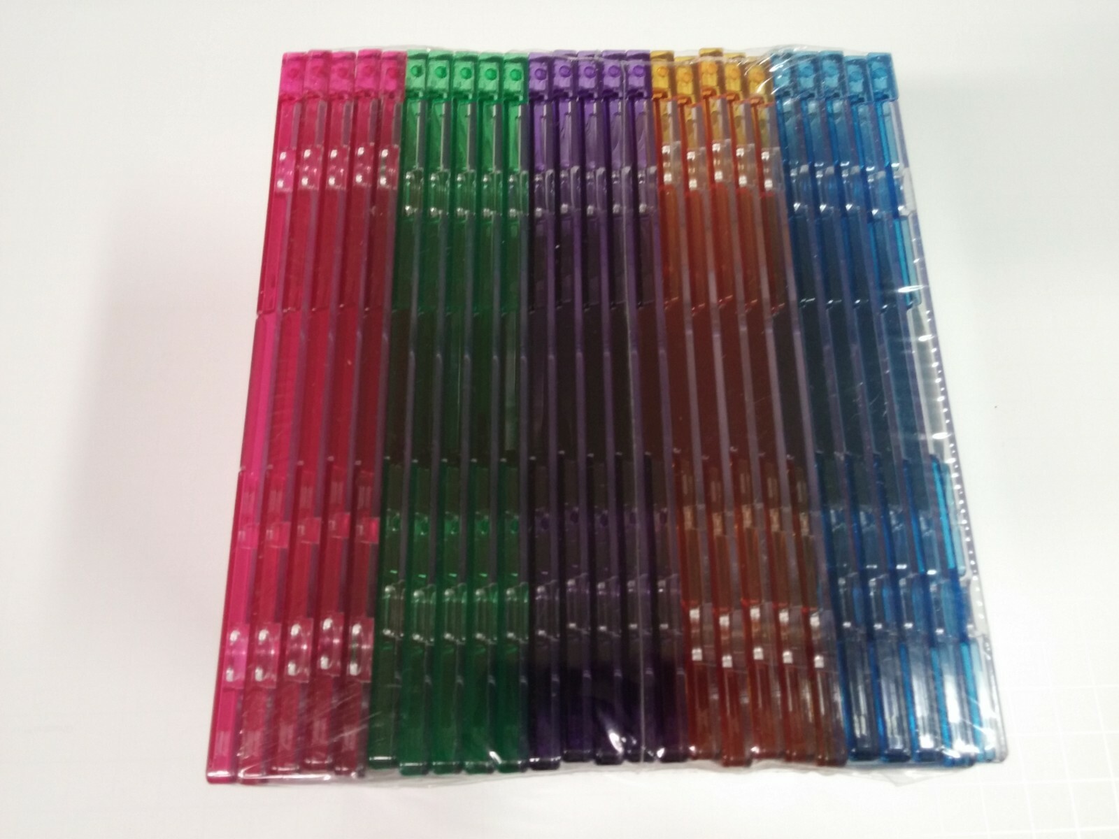 Pack of 25 Kensiko 5mm CD Slim Jewel Cases, Translucent, Sealed