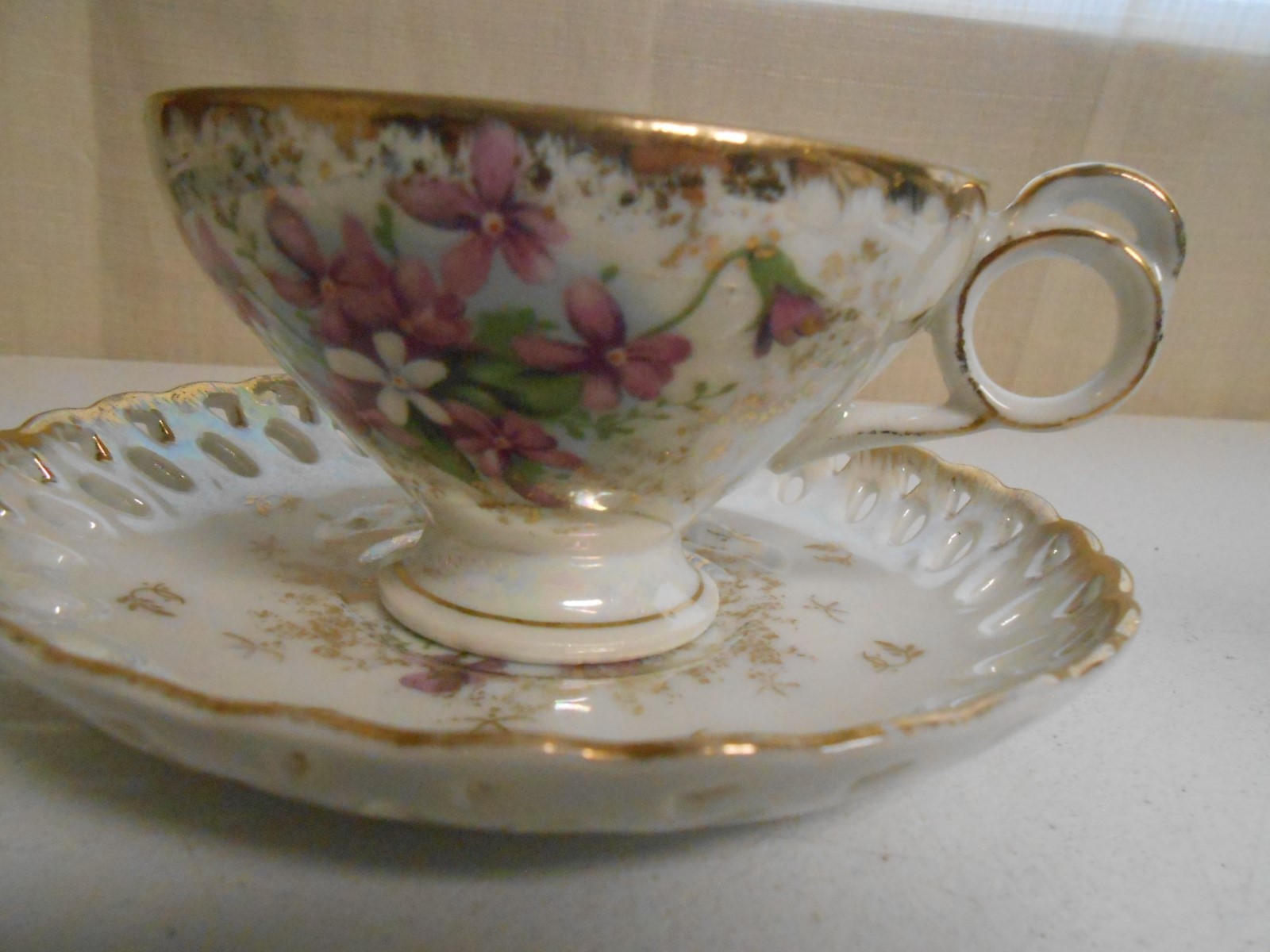 Vintage LEFTON Tea Cup & Saucer Lusterware Iridescent Flowers