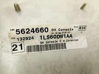Chrysler Voyager V RT 08-11 Deckenkonsole Staufach Brillenfach Chrysler Voyager V RT 08-11 30.09.2007 5624660... Vorschau 6