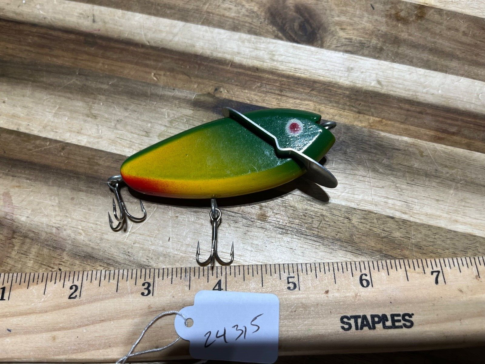 Vintage Unknown fishing lure (24315)