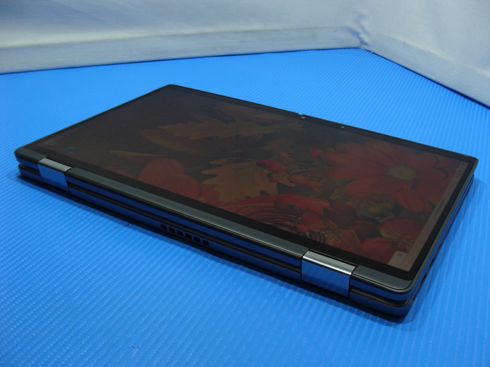 Dell Latitude 7320 13.3" Touch i7-1185G7 16GB RAM 256GB SSD Win 11 Pro - Thumbnail 8
