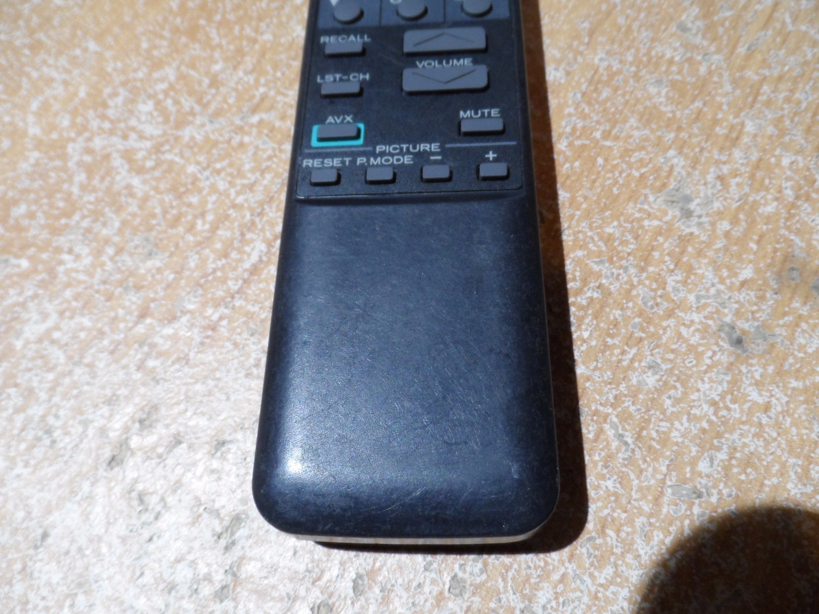 HITACHI CLU-240 TV Remote Control