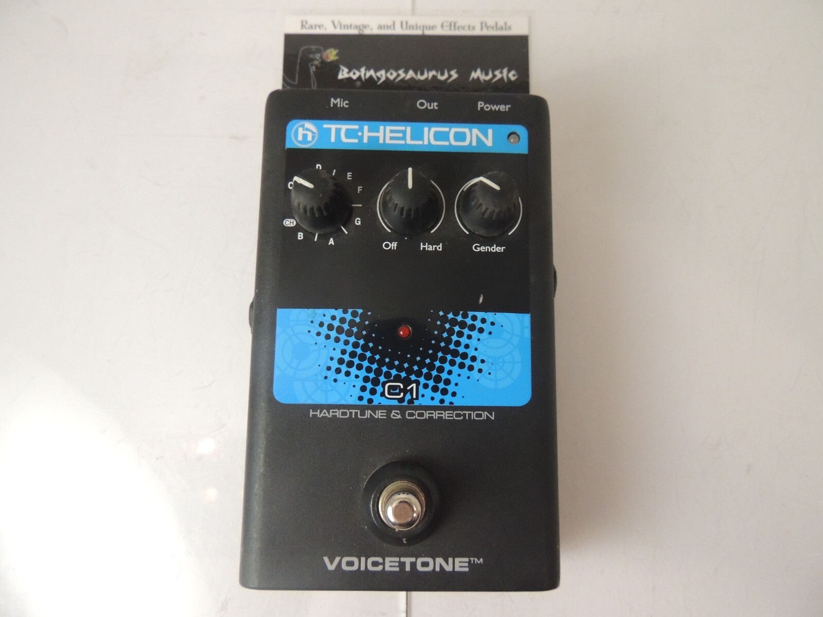 TC Helicon Voicetone C1 Hardtune & Correction Vocal Effects TC Helicon Voicetone C1 Hardtune & Correction Vocal Effects