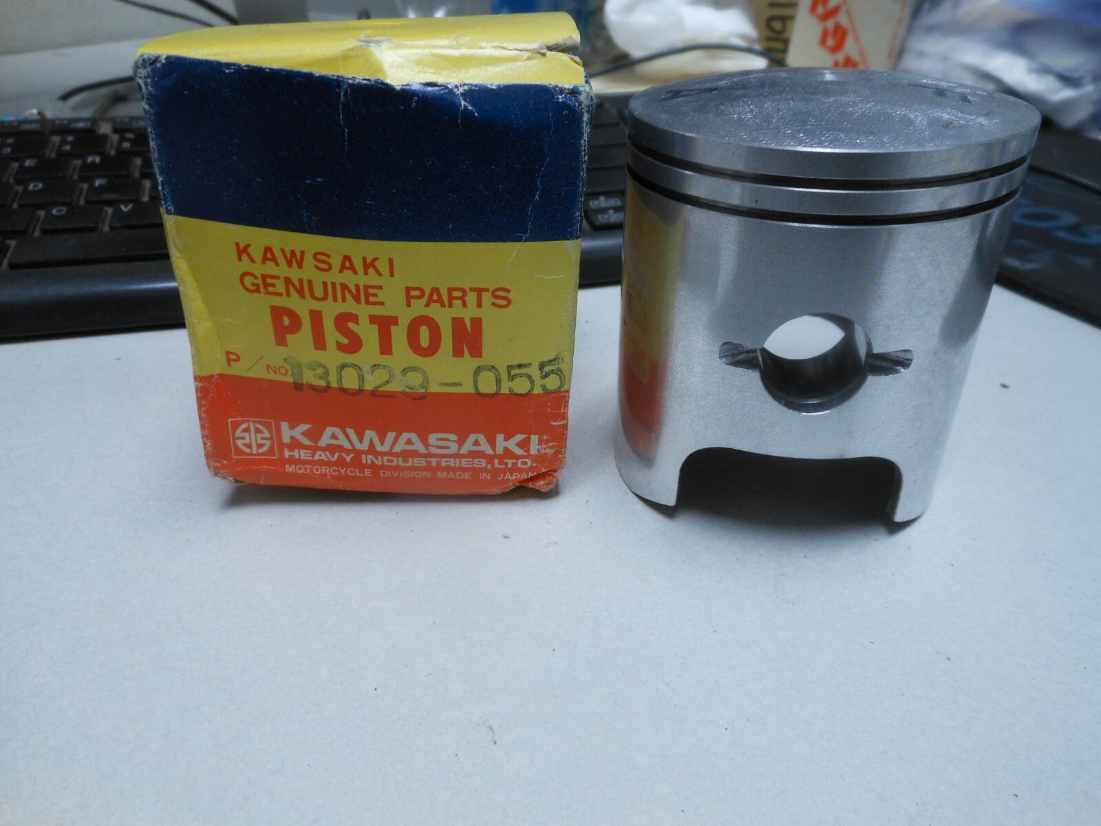 vintage an・an no.3 NOS Kawasaki OEM 0.020MM O/S Piston 1973-1975 F11 13029-055