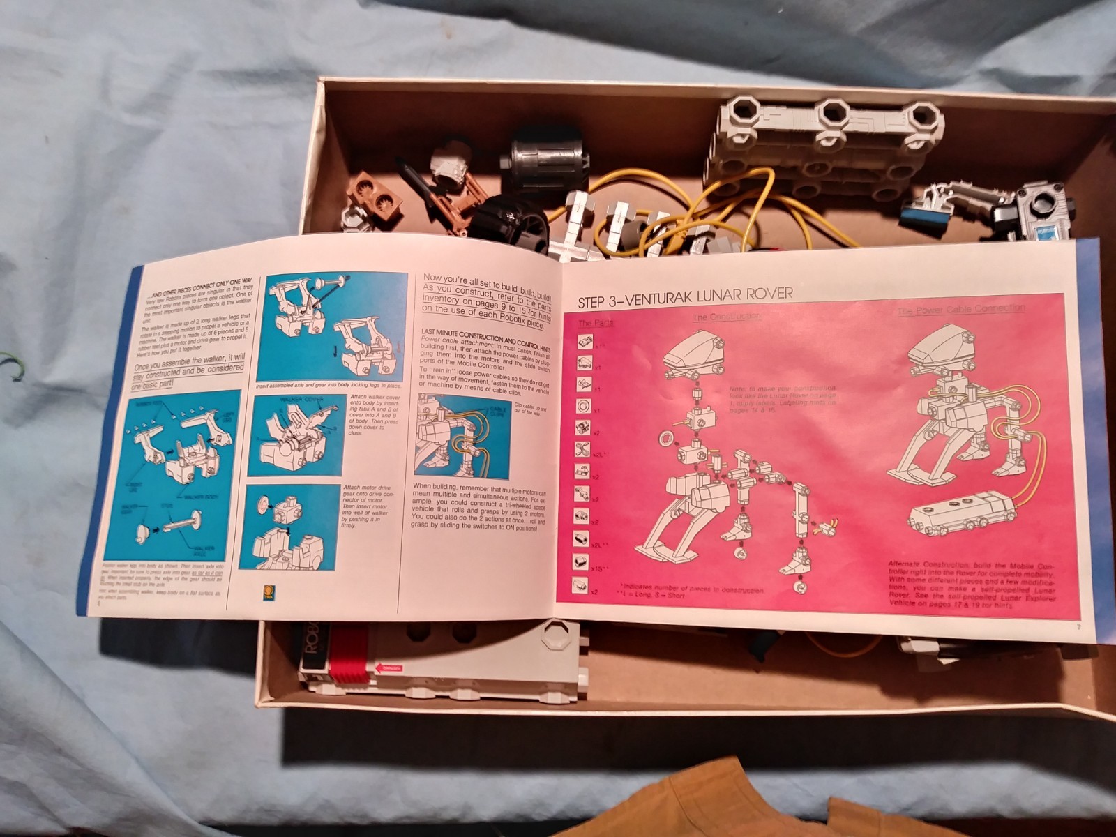 Vintage Robotix R-1000 Series Motorized Building System Milton Bradley 1985