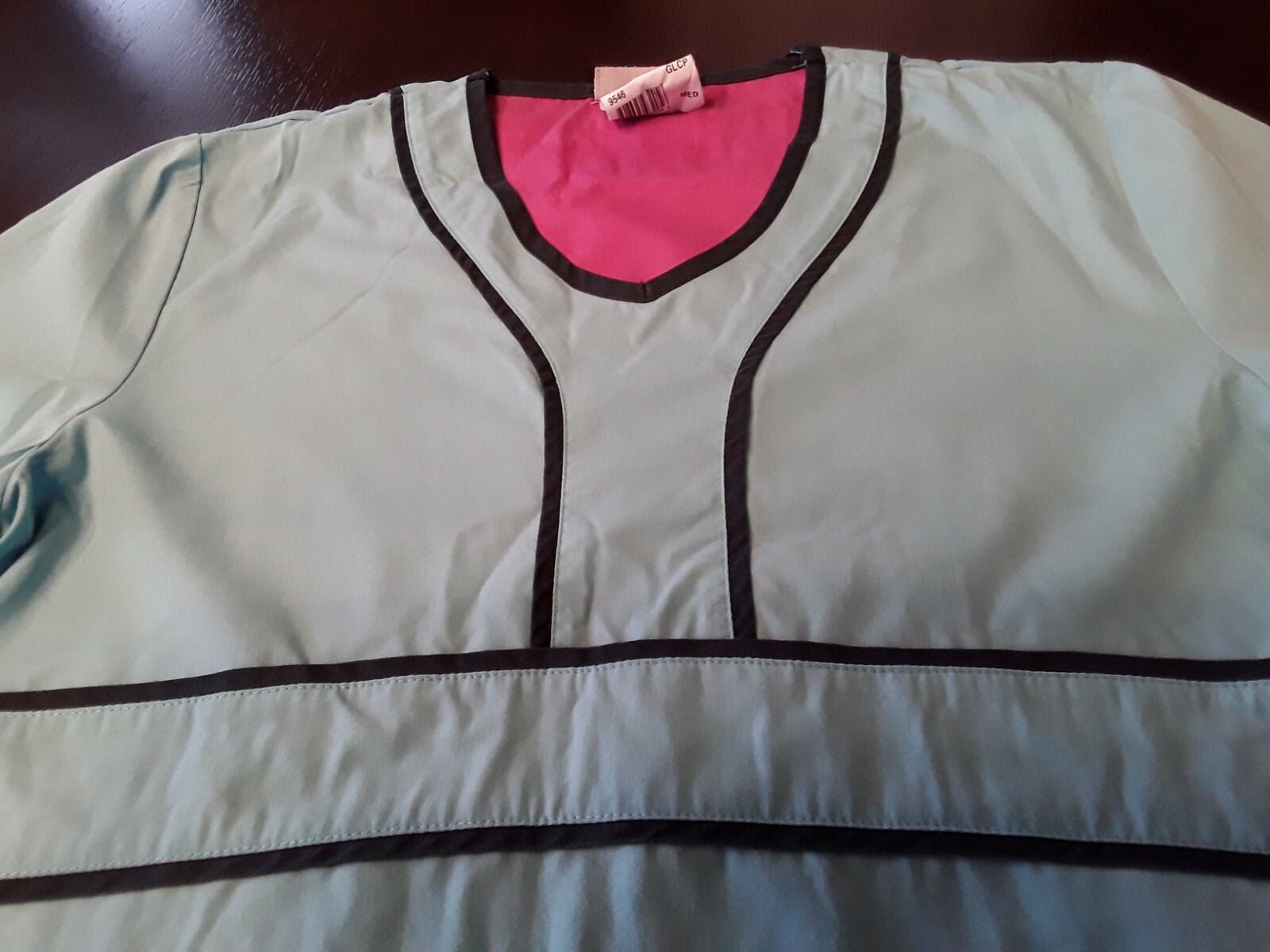 Urbane Scrubs  2 Tops Med Glacier/Navy Trim & Gray/Pink Trim 1 Pants XS Glacier