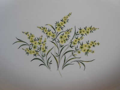 USA Pottery Oval SERVING PLATTER  White with Yellow Flowers