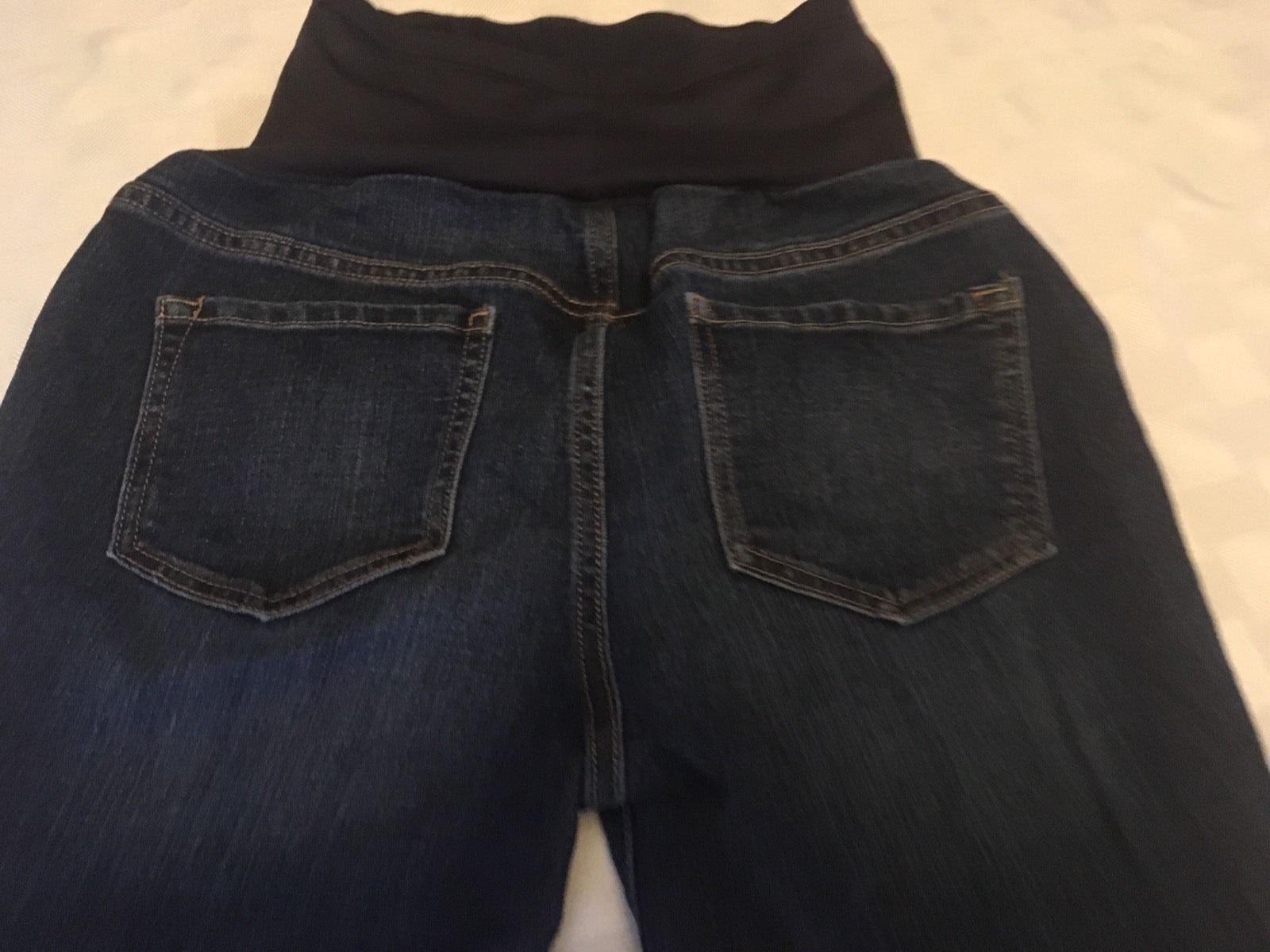 Old Navy Maternity Size 6 Cuffed Capri Jeans Pants Full Panel Excellent Shape!