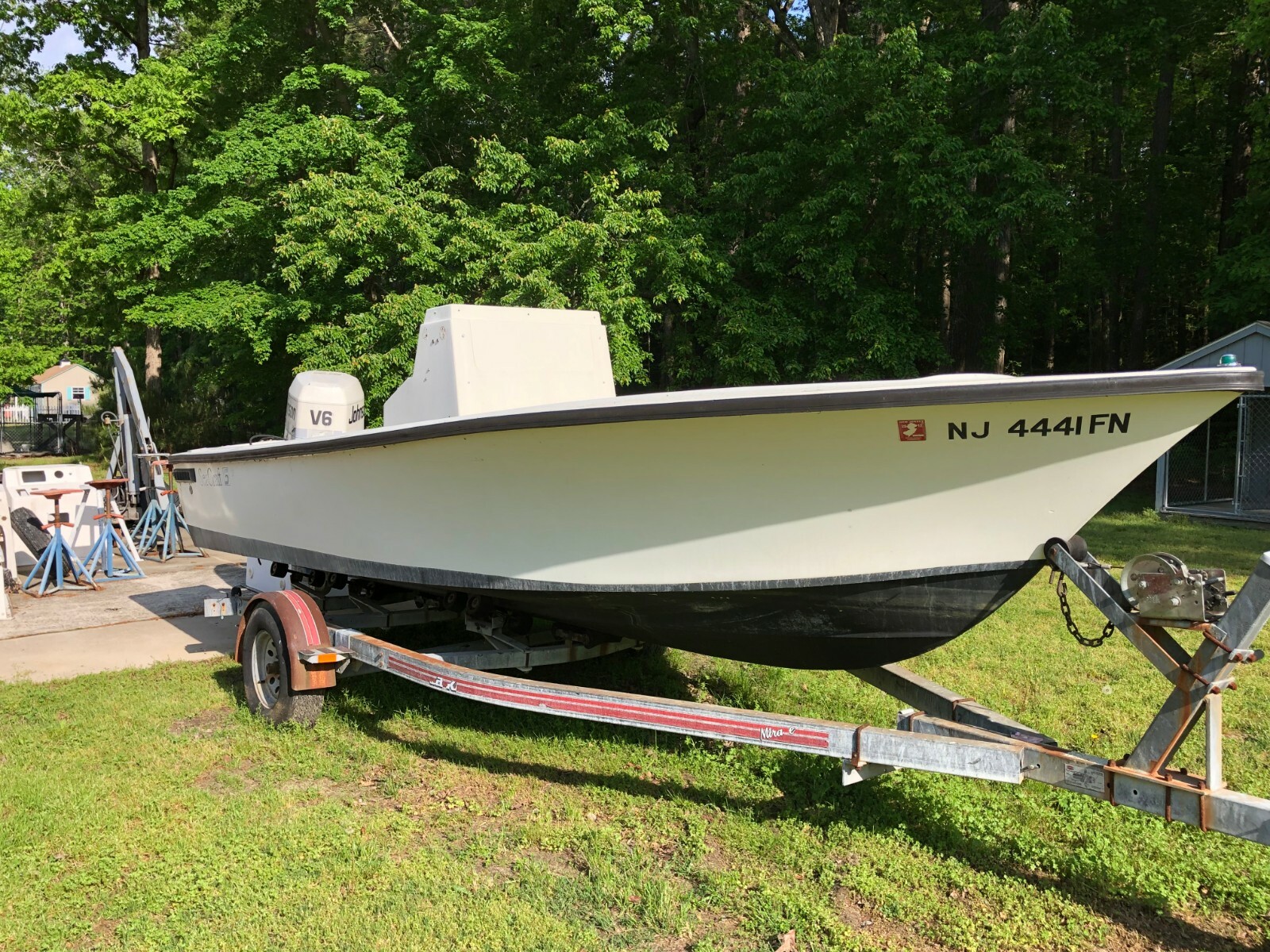 1987 20' Seacraft Center Console