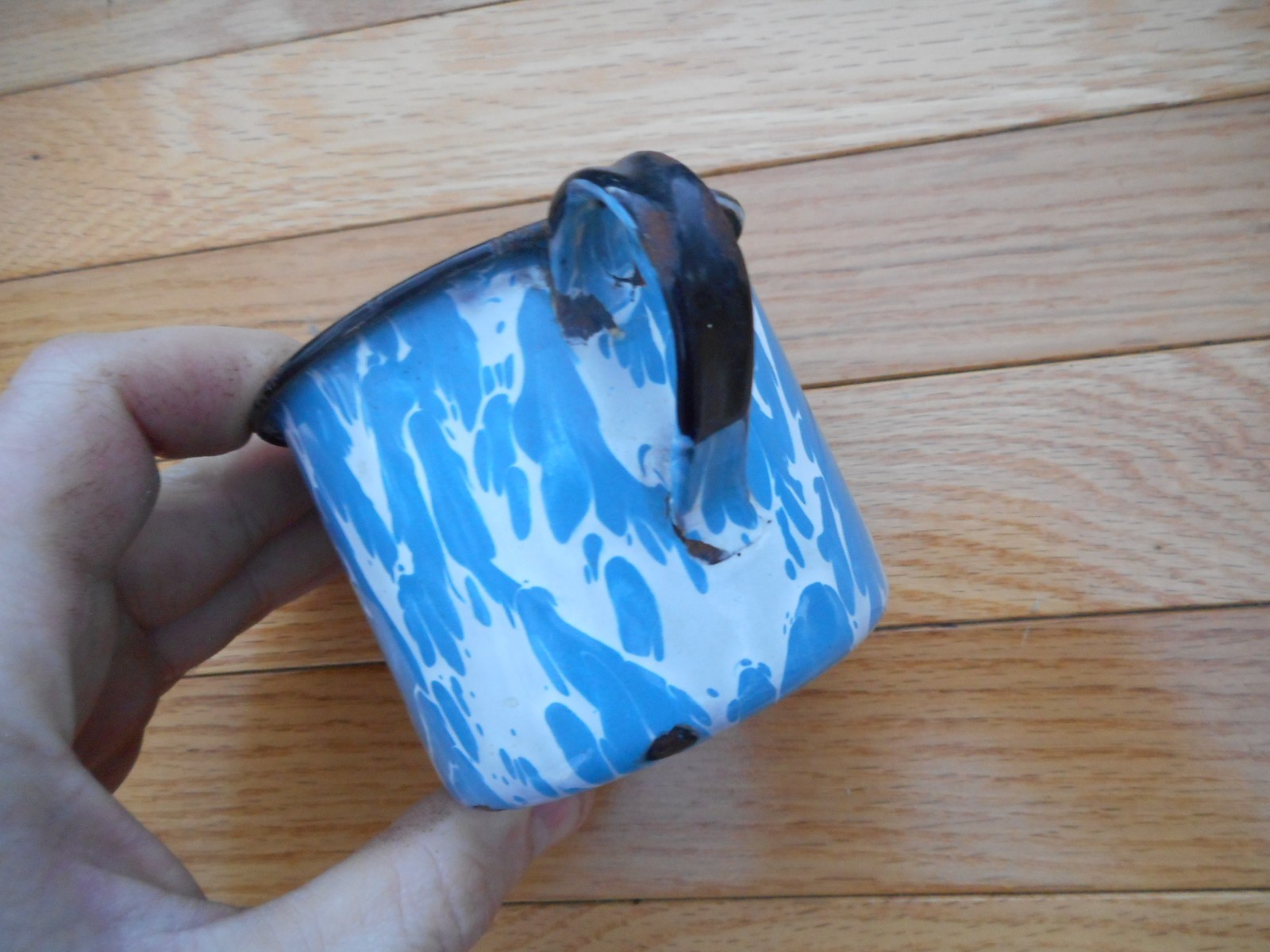 Vintage Antique Graniteware Blue White Swirl Cup Mug Metal Enamelware