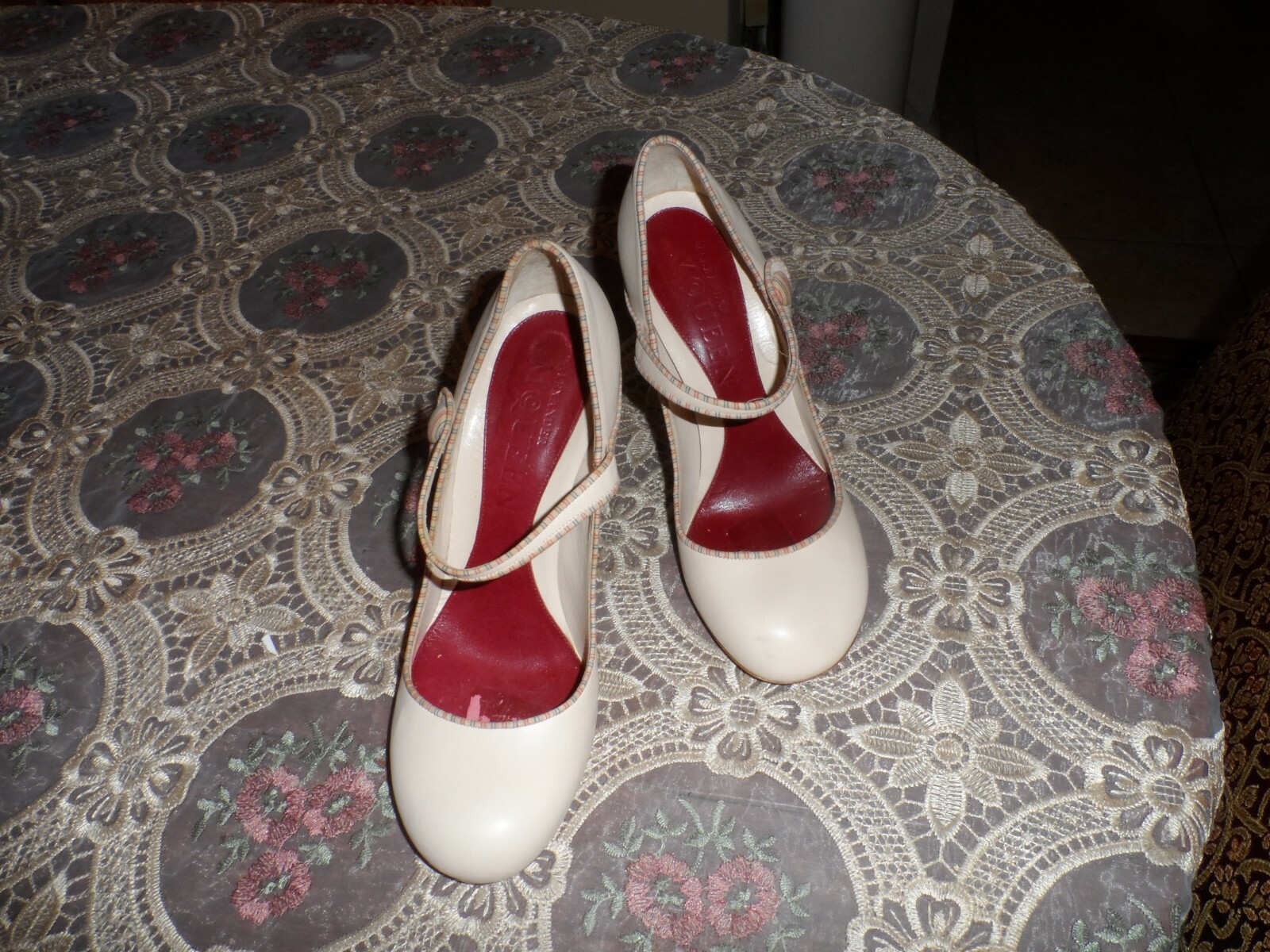 alexander mcqueen size 37