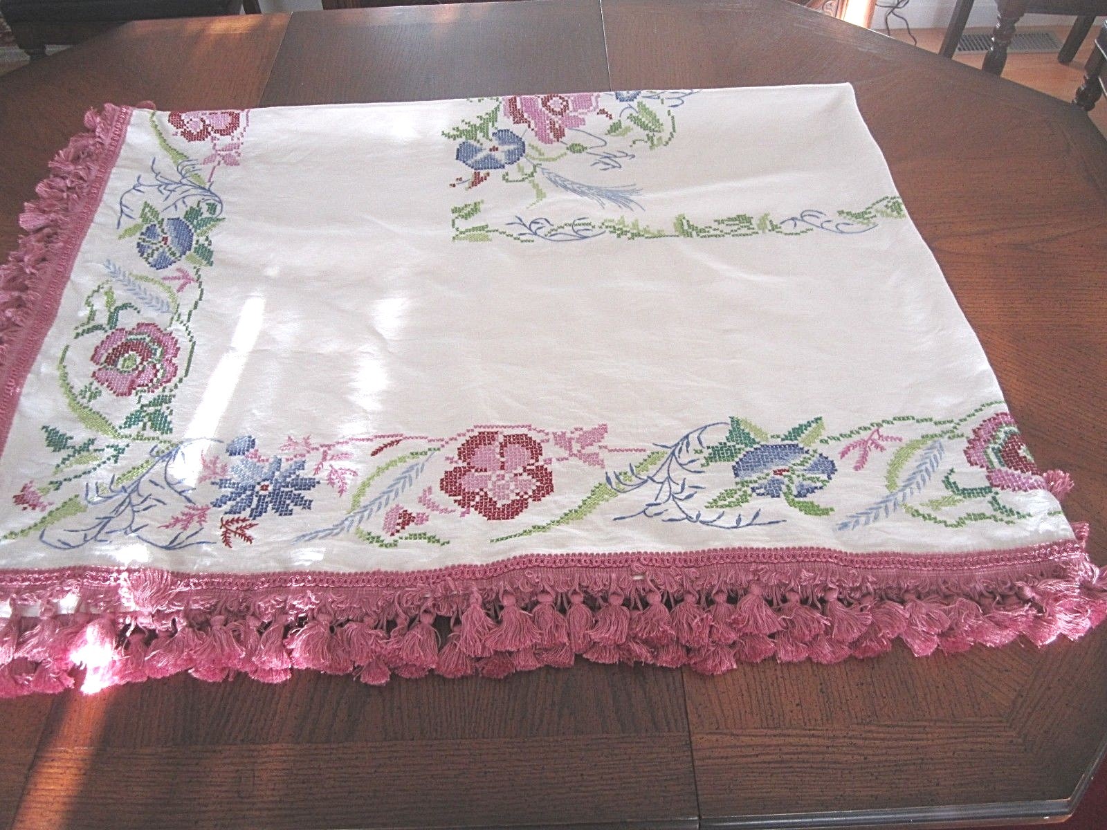 HAND EMBROIDERED LINEN TABLECLOTH~70” X 50” CROSS-STITCH & LUSH FRINGE