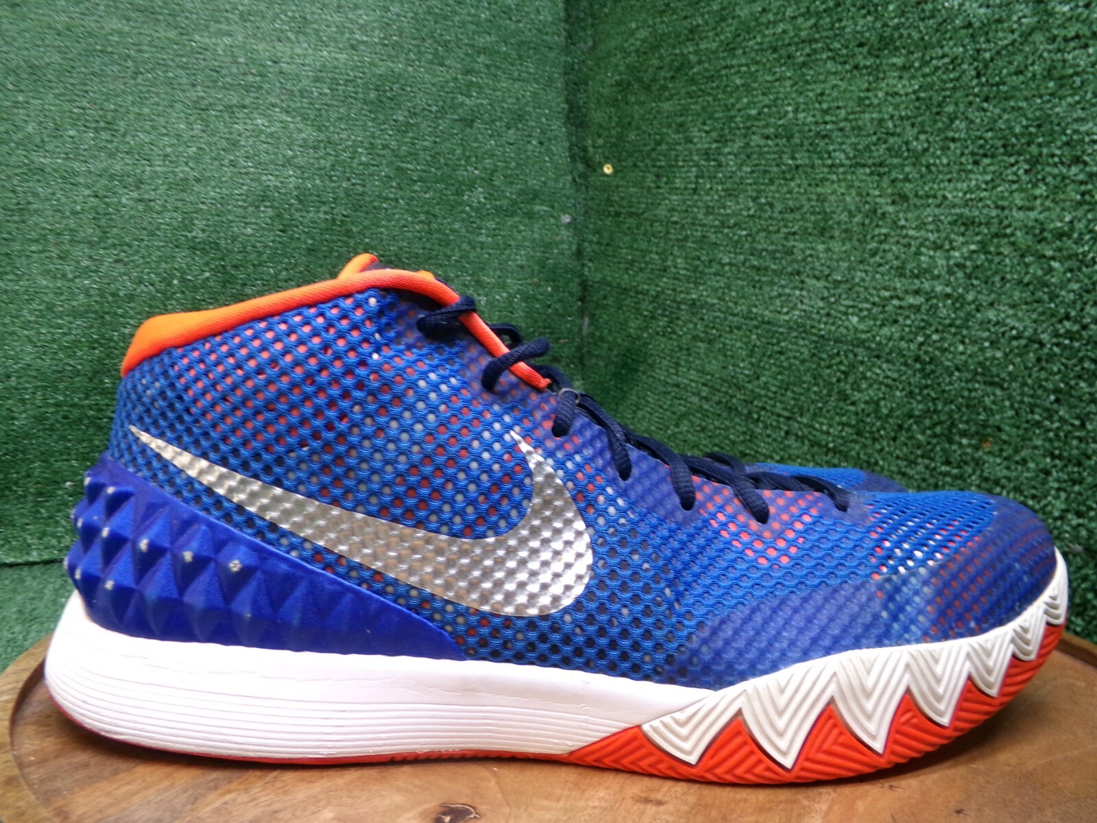 Nike Kyrie 1 USA Independence Day Blue Red White Sneakers