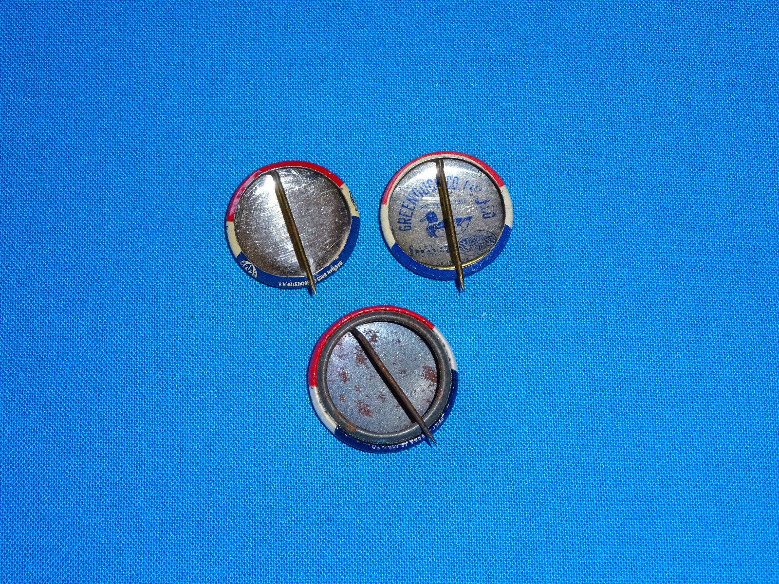 LOT OF (3) 1940 WENDELL WILLKIE PIN BACK BUTTONS    d515