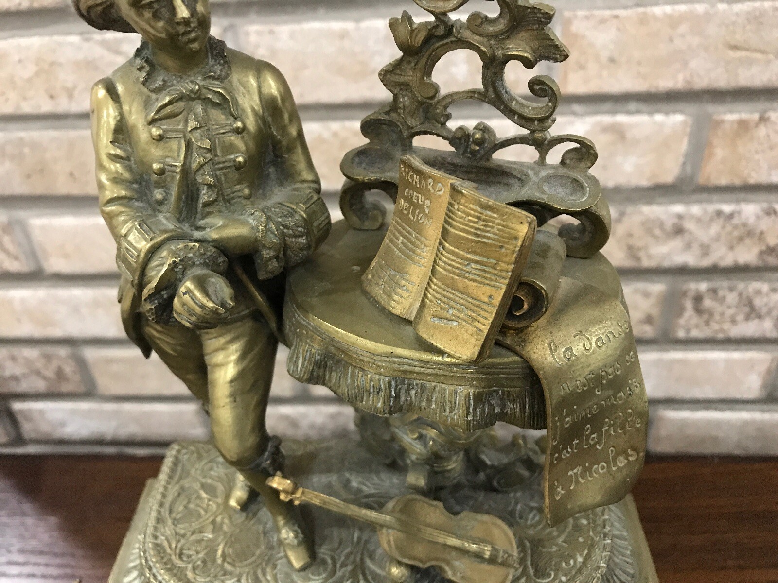 Antique ART NOUVEAU French Vincent Statue Bronze Clock Richard Coeur De Lion