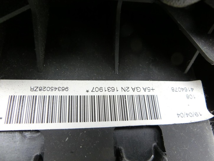 Peugeot 307 CC 03-05 Lenkrad Airbaglenkrad Leder Peugeot 307 CC 03-05 21.05.2004 96345028ZR 4164078 gebraucht Vorschau 7