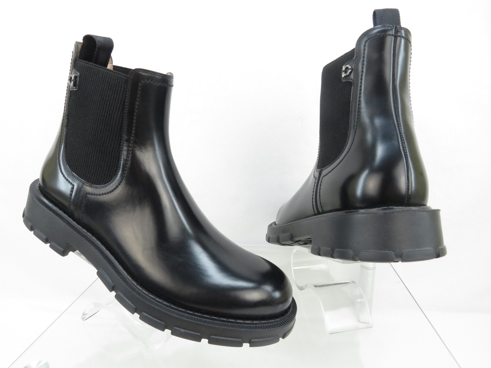 Pre-owned Ferragamo Iago Black Leather Gancini Logo Pull Chelsea Ankle Boots 9.5 Ee
