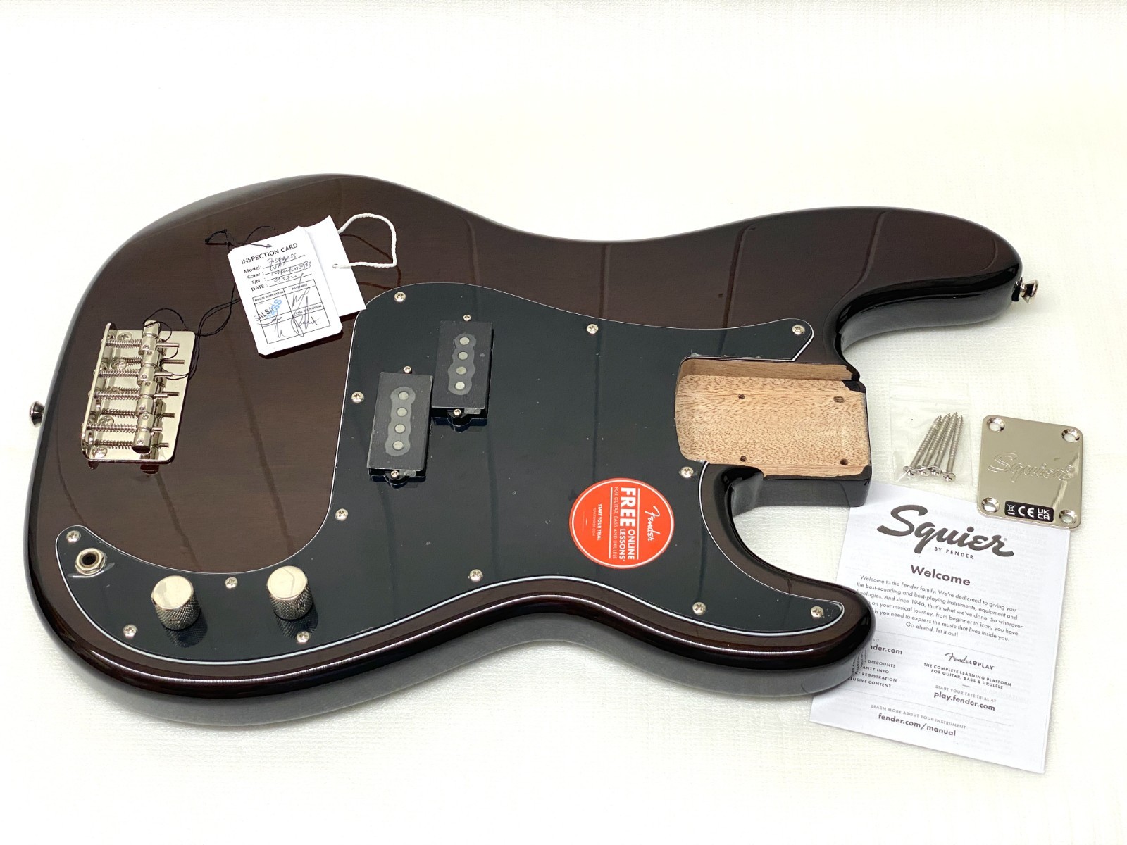 squier 初期classic vibe JB ボディ&アッセンブリー Genuine Fender Squier Classic Vibe 60's Series LOADED BODY