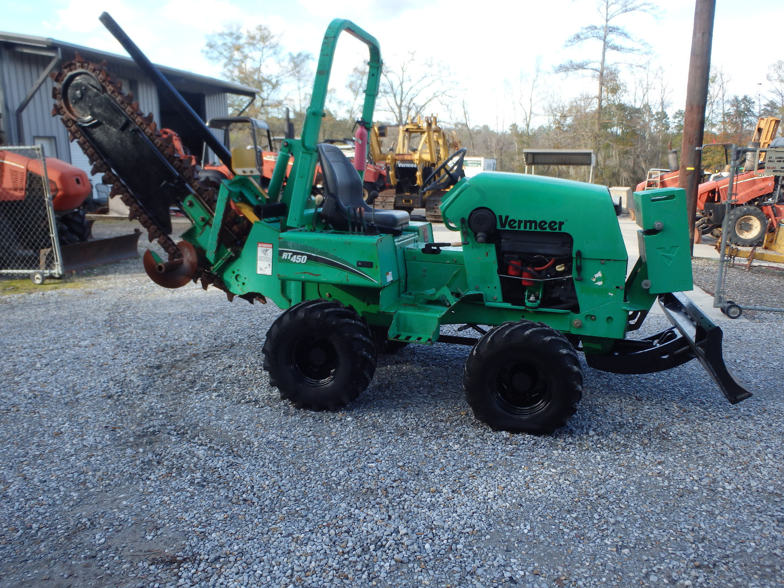 2011 Vermeer RT450 center cut trencher