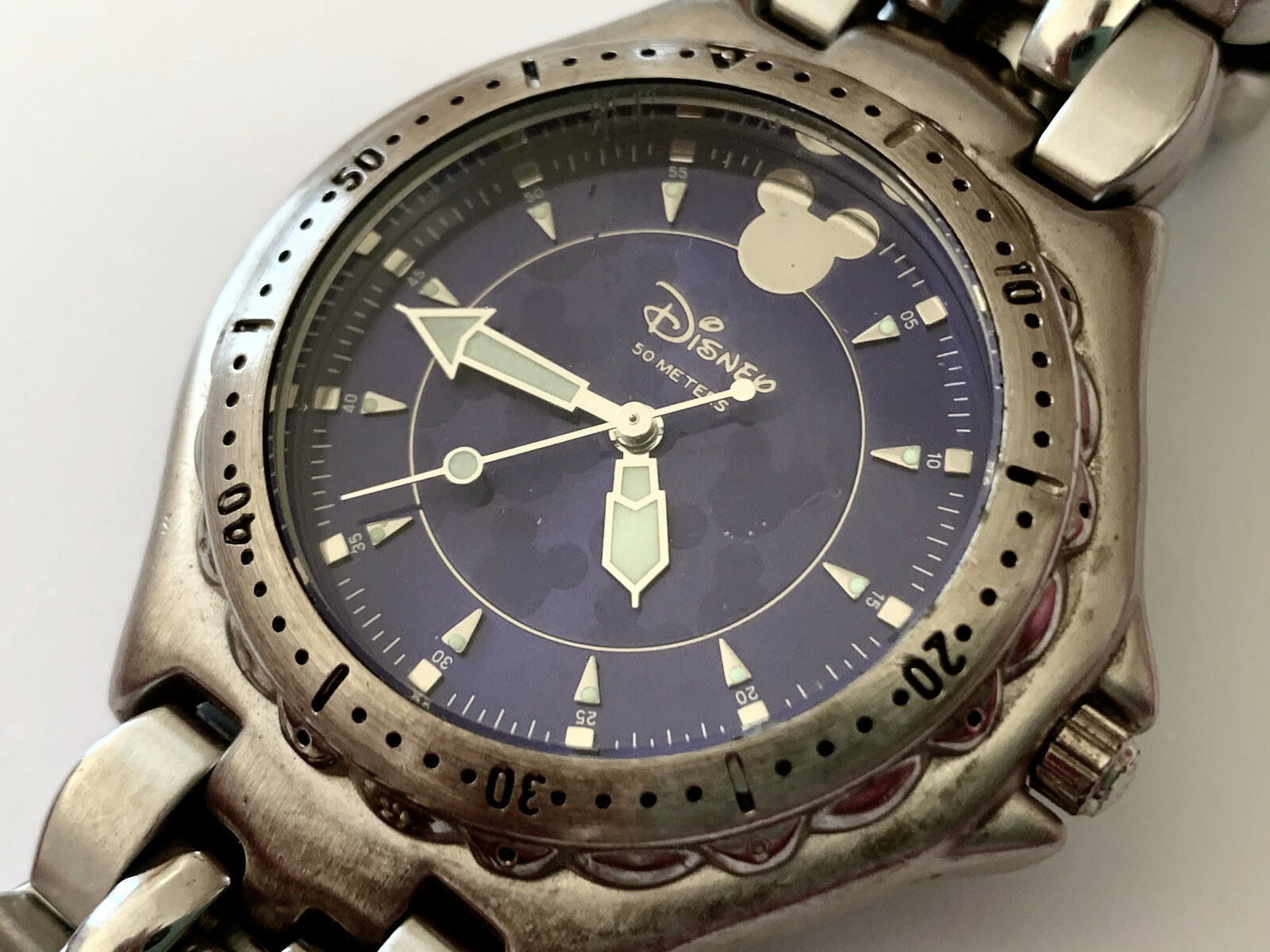 Vintage Classic Walt Disney Mickey Mouse Time Works Watch