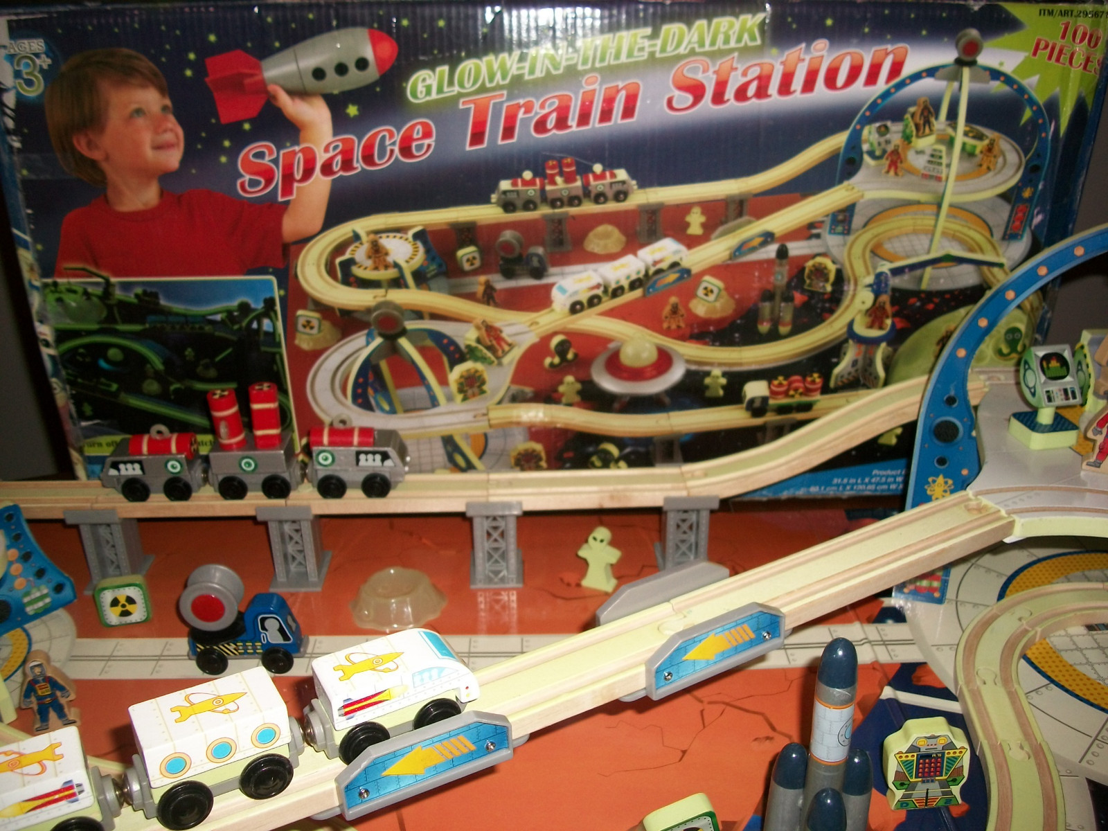 kidkraft space train station