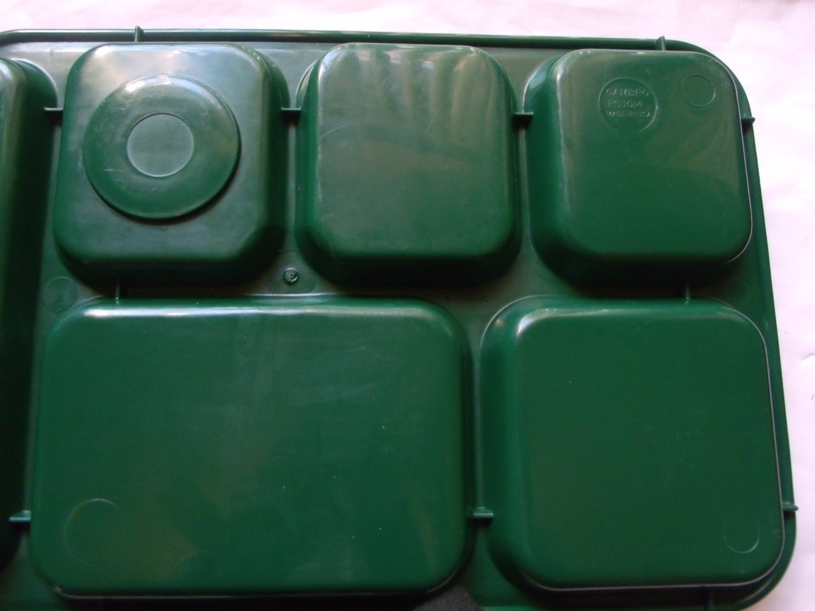 Lot of 4 Cambro PS1014 Dark Green 6-Compartment 10