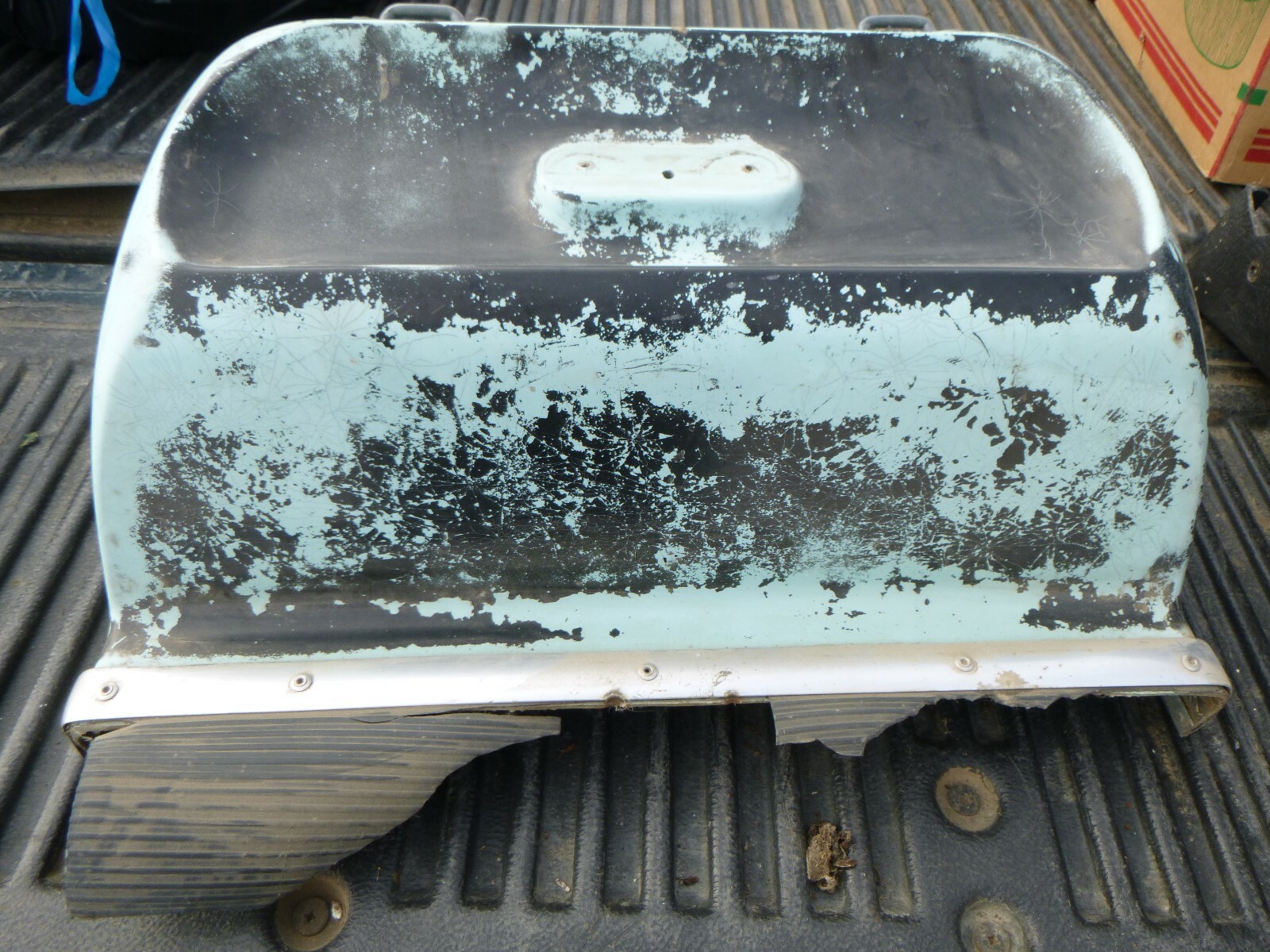 USED 1969 Yukon King Kodiak Snowmobile, Fiberglass Rear End