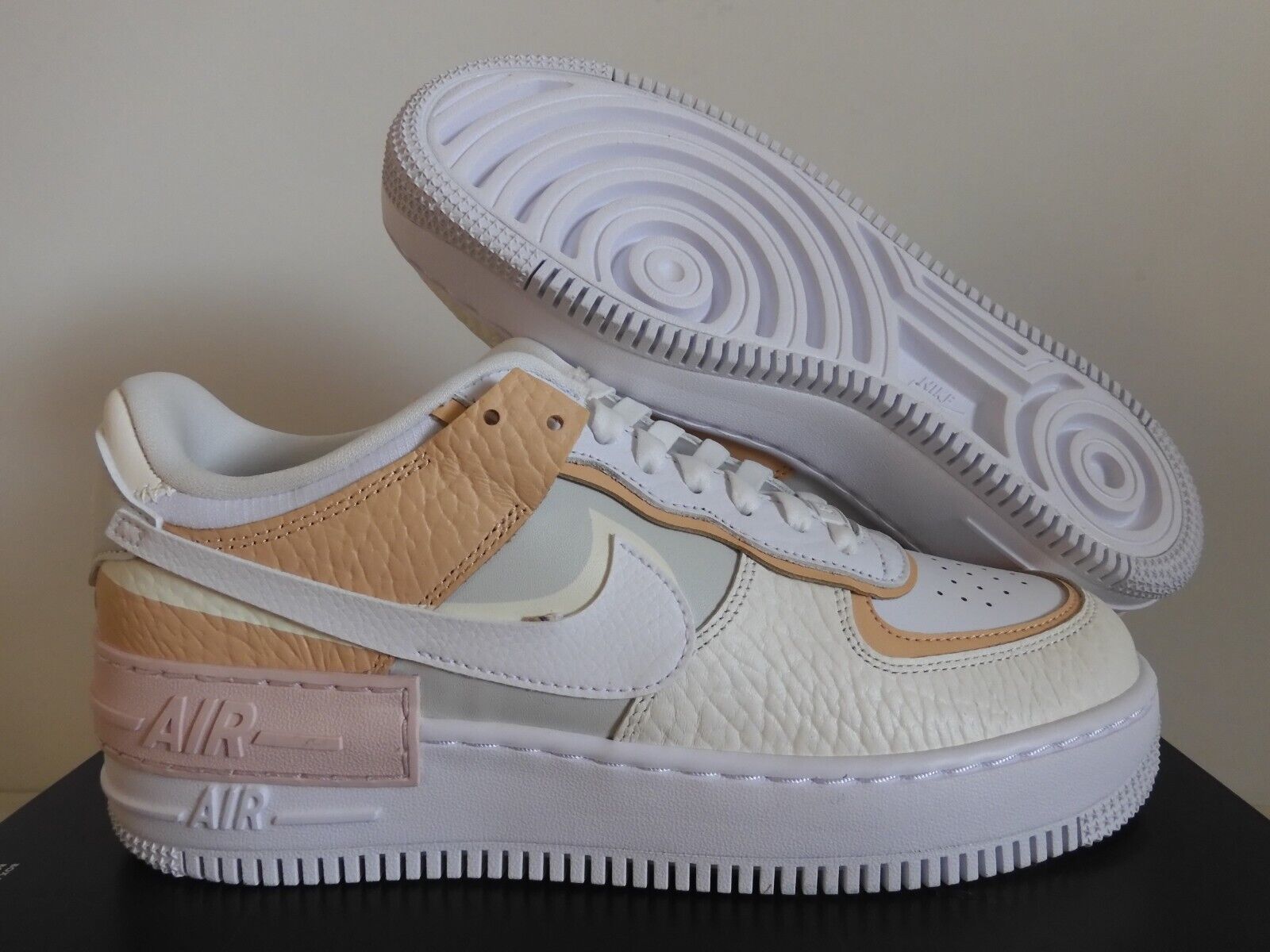 WMNS NIKE AIR FORCE 1 AF1 SHADOW SE SPRUCE AURA-WHITE-SAIL WMNS NIKE AIR FORCE 1 AF1 SHADOW SE SPRUCE AURA-WHITE-SAIL