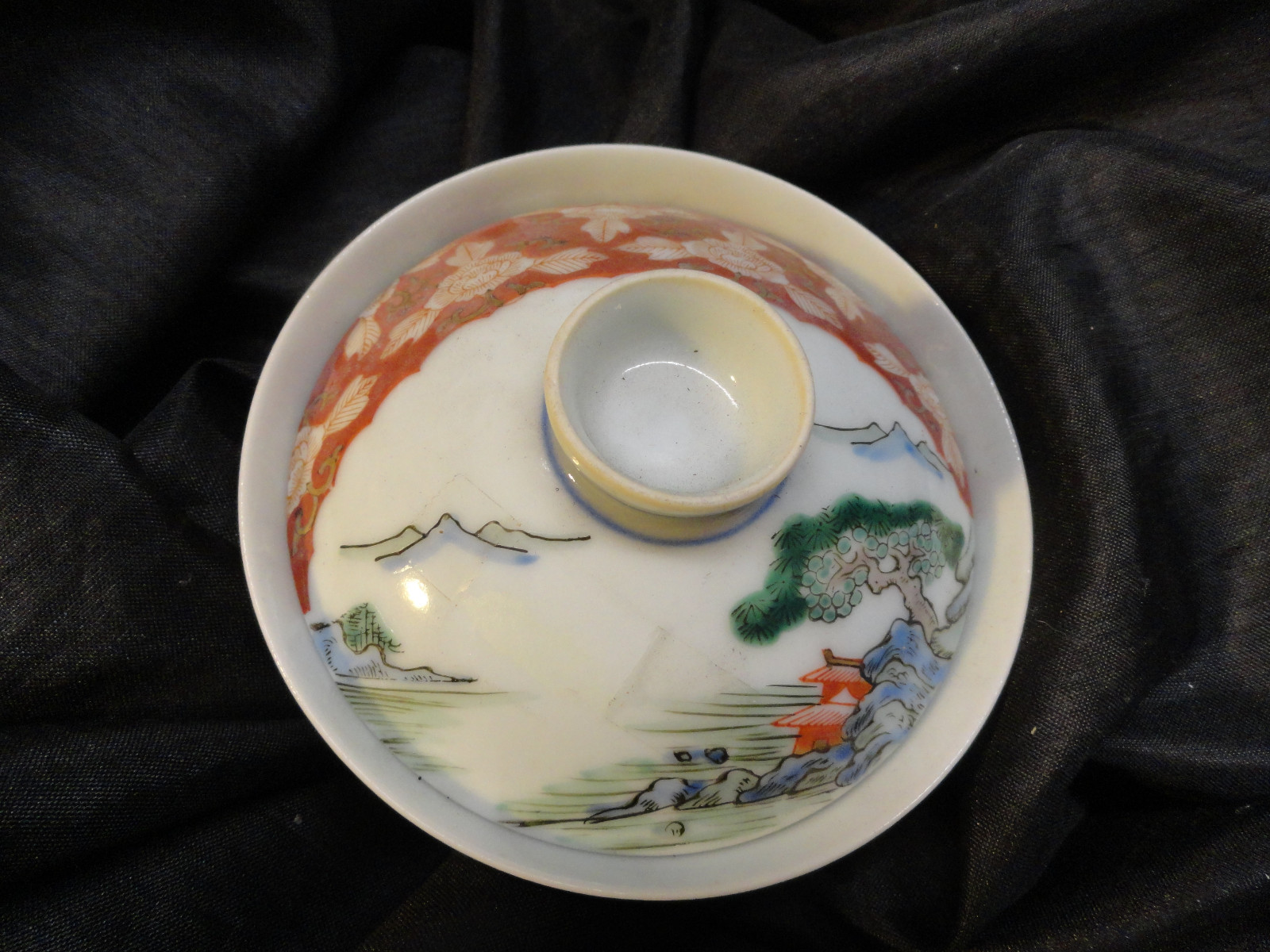 MEIJI  ERA  BOWL  W/ COVER  