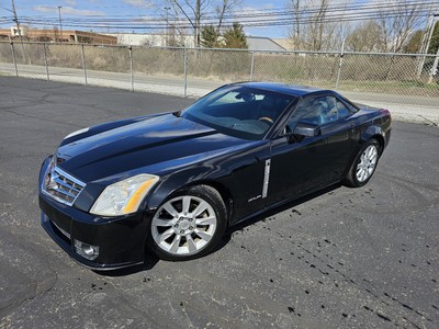 Owner 2009 Cadillac XLR Black RWD Automatic