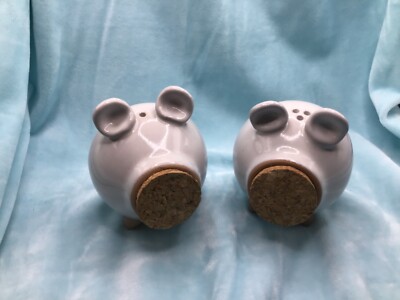 Crate & Barrel Oink White Pig Cork Snout Salt & Pepper Shakers Set