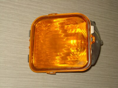 Hummer H3 Left Blinker 16532637 Side Blinker GM Turn Signal