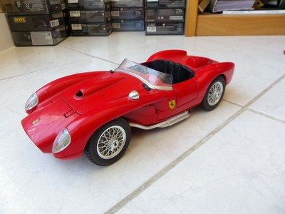 Burago 1/18 Ferrari 250 Testa Rossa 1957 - Neuve En Boîte