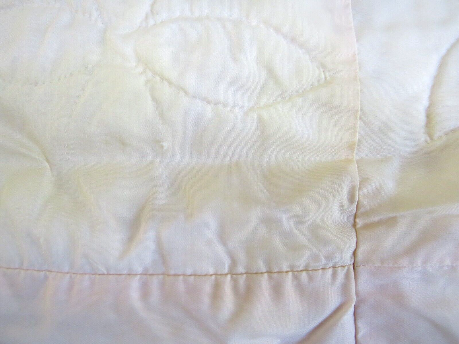 Vintage antique Handmade Kitty Cat Baby Blanket quilt Pre-Owned