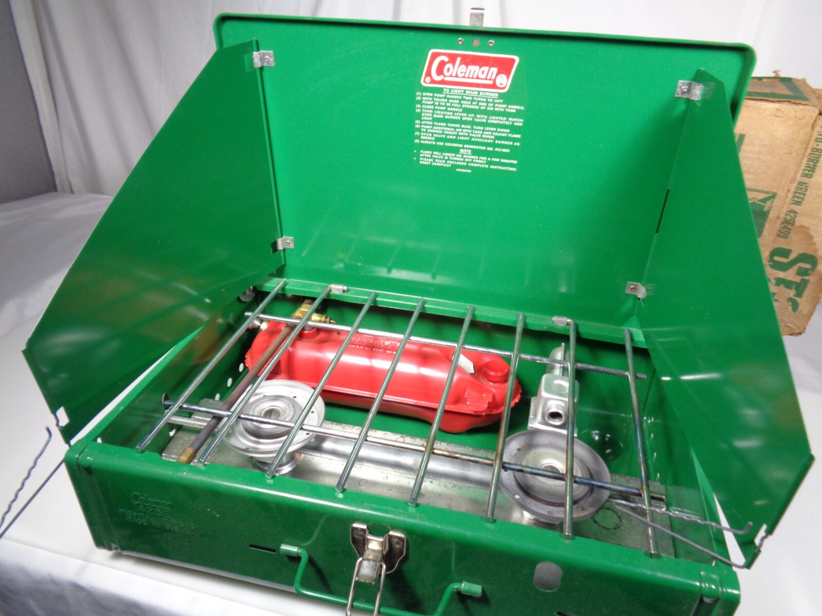 Vintage Coleman 425E Camp Stove 425E499 2 Burner Stove 1970s Original