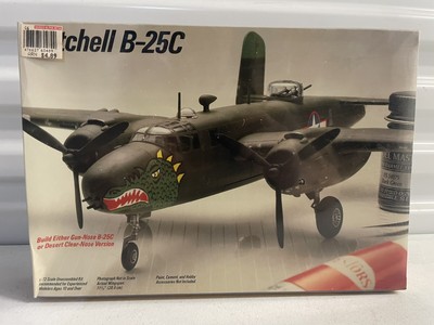 ITALERI TESTORS Mitchell B-25C Medium Bomber  1/72 699  NIB Model Airplane Kit
