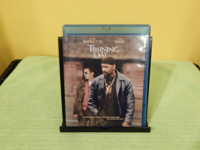 4 Blu-Rays: Training Day, Hard Rain, Lockout, Dolan's Cadillac