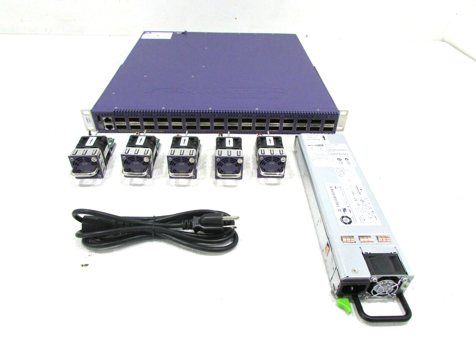 EXTREME NETWORKS 17700 SUMMIT X770-32Q-FB-AC 32 40GBASE-x