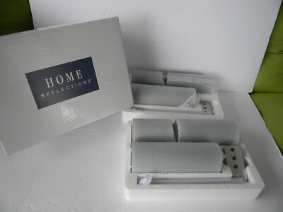 NEW Home Reflections 8-Piece Flameless Candle Set Sage Green WITH REMOTES/BOX