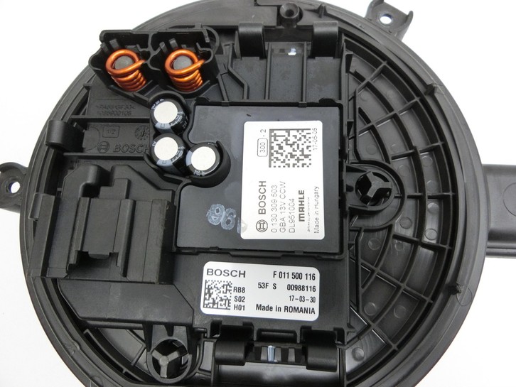 Opel Astra K B16 15-19 Gebläsemotor Lüftermotor Heizungsgebläse Opel Astra K B16 15-19 07.06.2017 F011500116... Vorschau 3