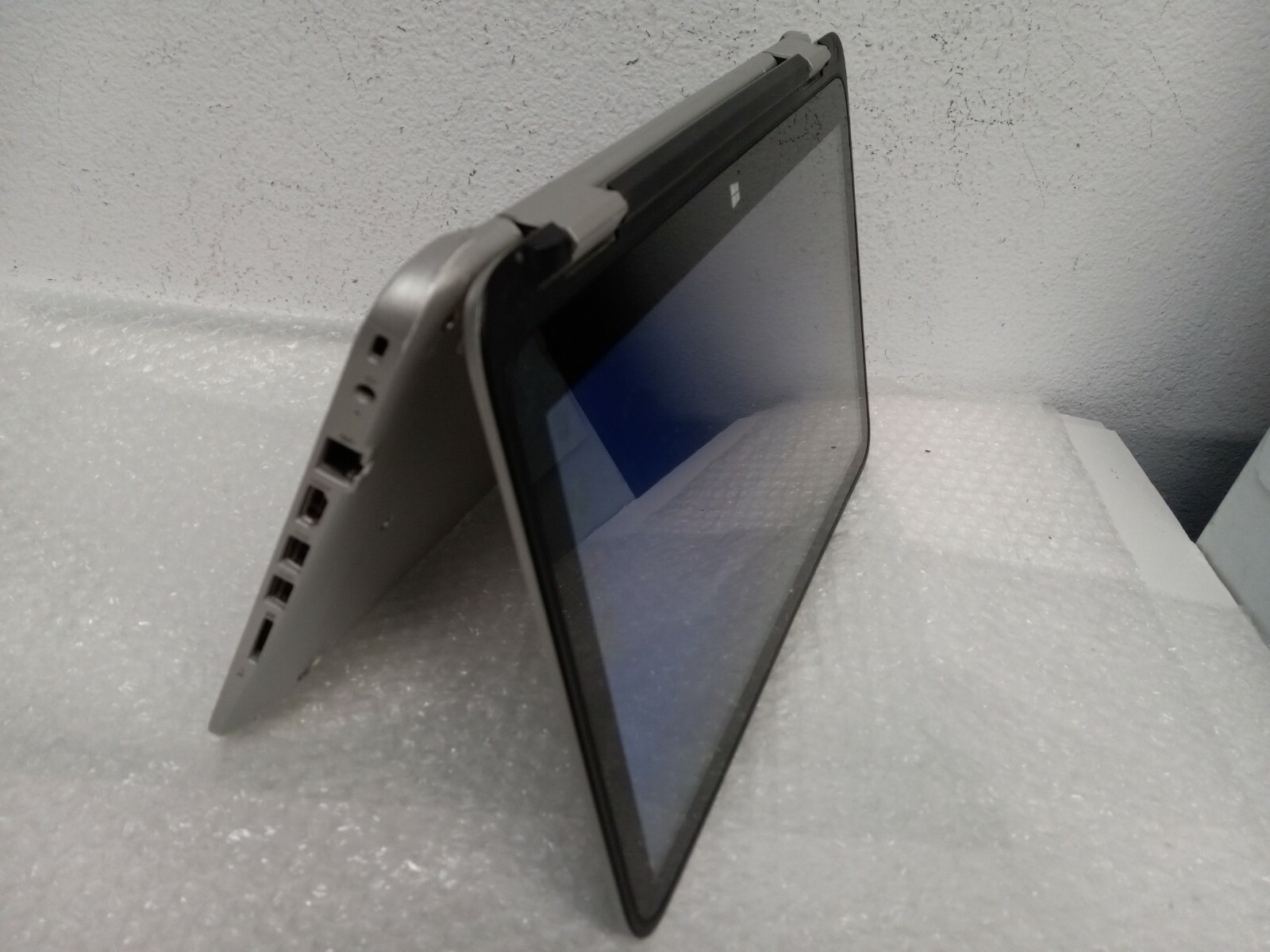 HP Pavilion 13-a010dx x360 TOUCH Intel Core i3-4030U 1.9GHz