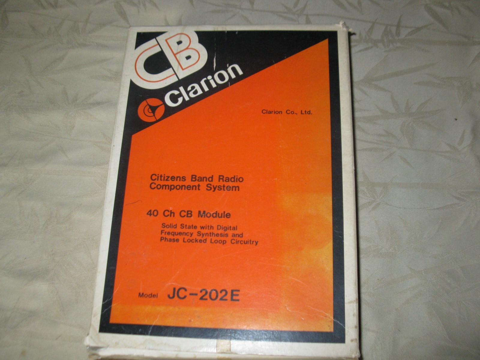 Clarion JC-202e Remote Trunk Mount CB 40 channel transceiver